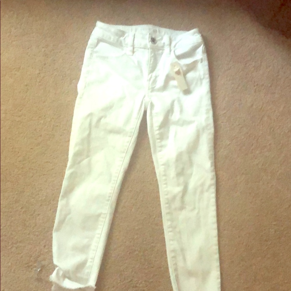 I’m selling these American angle pants that I got